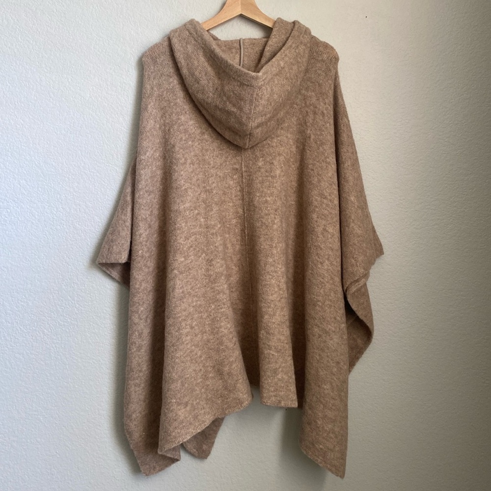 Alice + Olivia Poncho Wool Hooded Pullover Knit Oatmeal Sweater Medium Large - Picture 7 of 13
